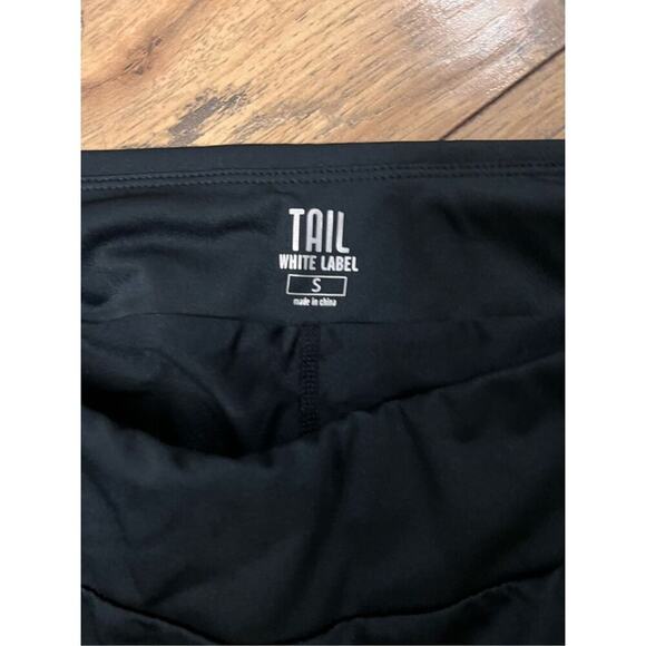 Tail size small black golf skort - Picture 3 of 3